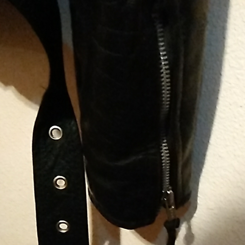 Leather jacket - Picture 8 of 8